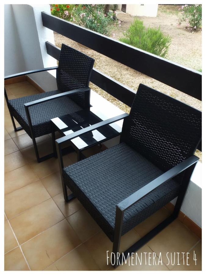 Formentera Suite 4 Es Pujols Exterior photo